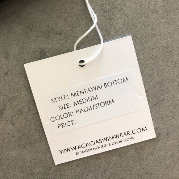 Acacia set with tags - Picture 2 of 5